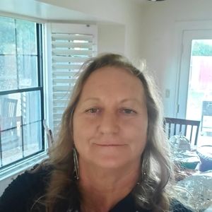 Meet your Posher, Carol